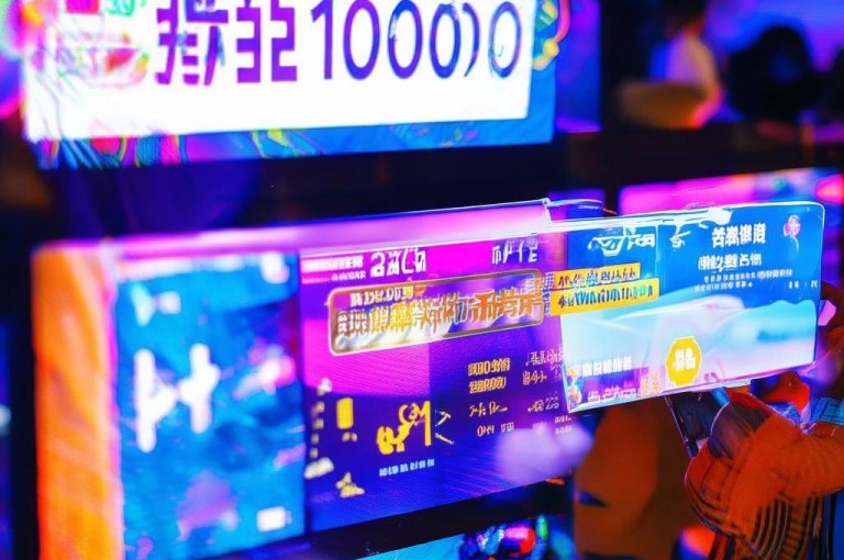 抖音免费领1000播放量网站，快手赞1分1000，2024年最新业务。